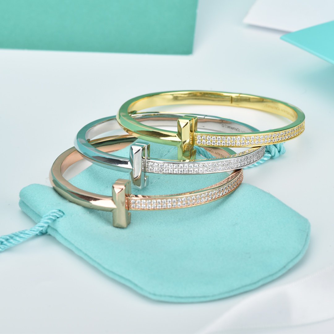 TIFFANY WIDE DIAMONDS HINGED BANGLE