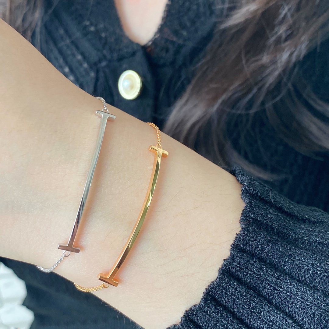 TIFFANY SMILE BRACELET