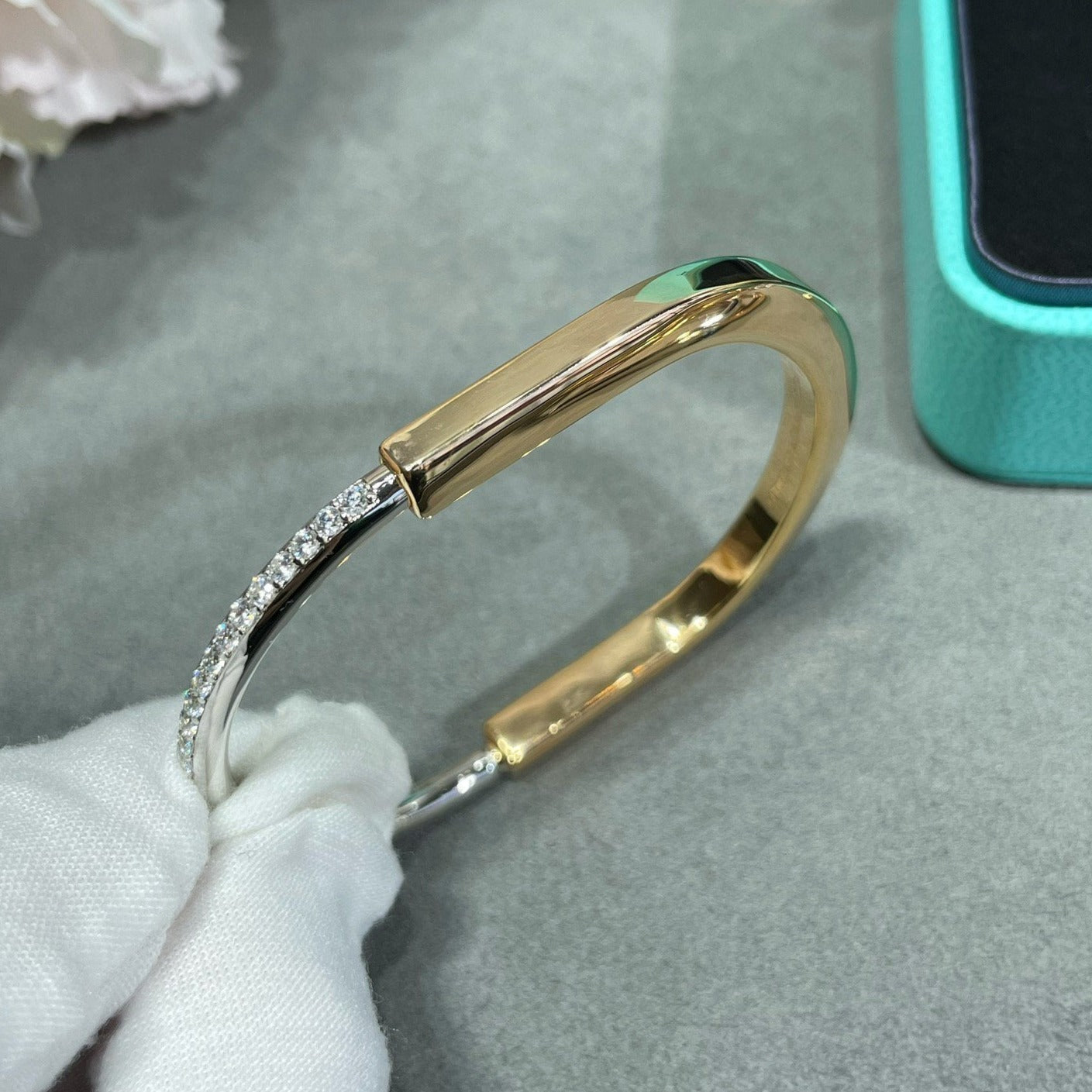 TIFFANY LOCK BRACELET DIAMOND