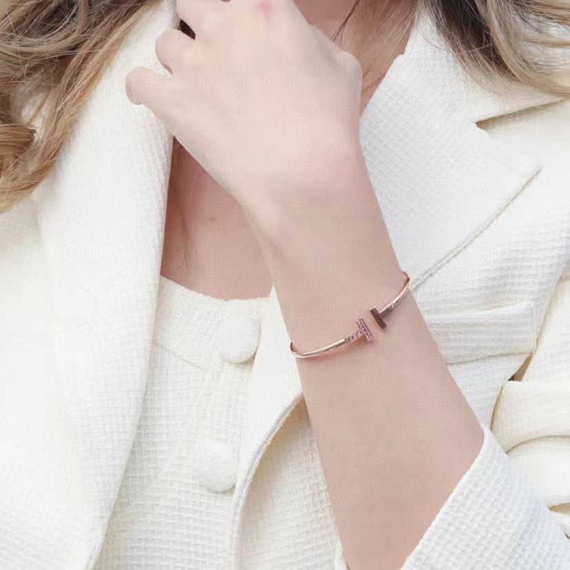 TIFFANY T PINK GOLD PINK DIAMOND BRACELET