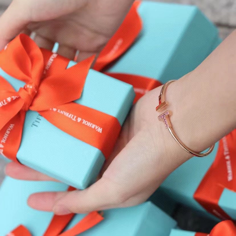 TIFFANY T PINK GOLD PINK DIAMOND BRACELET