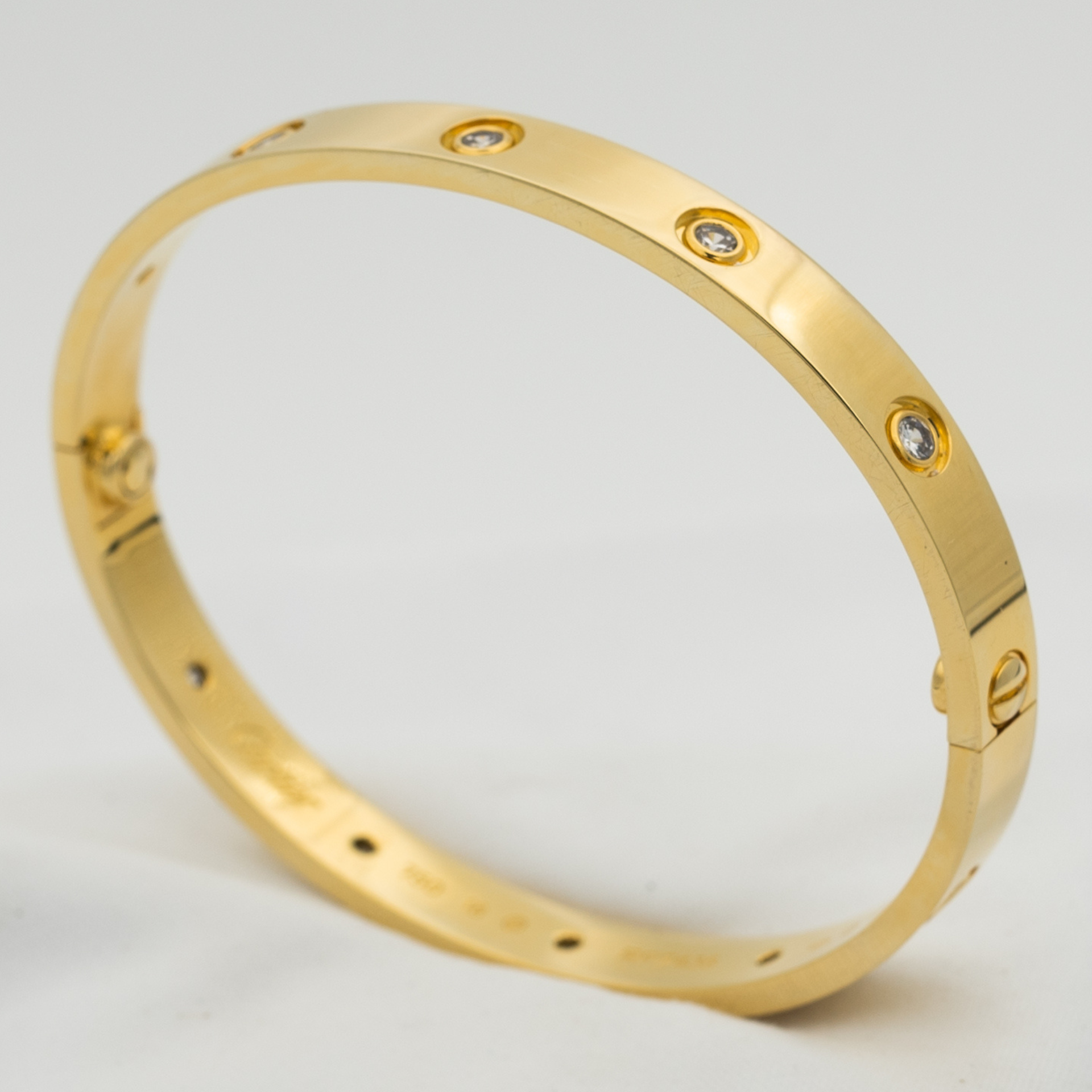CARTIER LOVE BRACELET 6.1MM 10 DIAMONDS