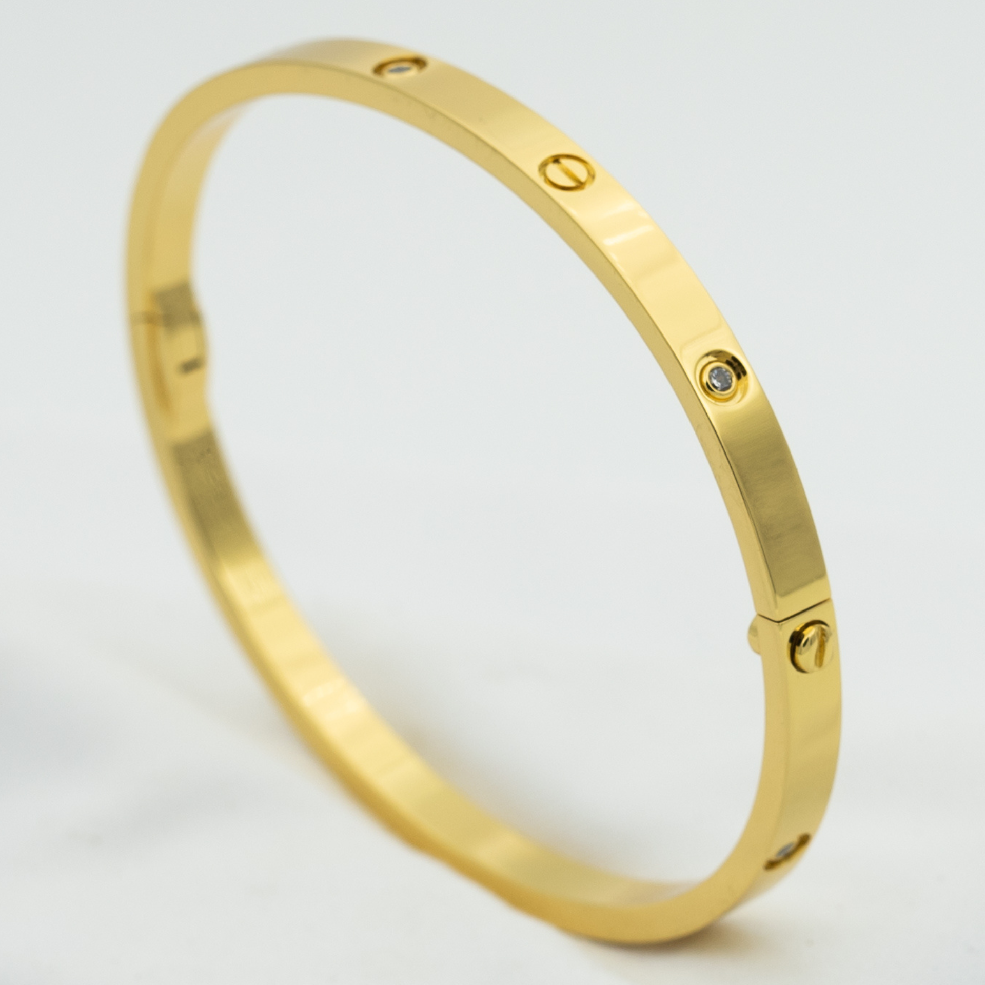 CARTIER LOVE BRACELET 3.65MM 6 DIAMONDS