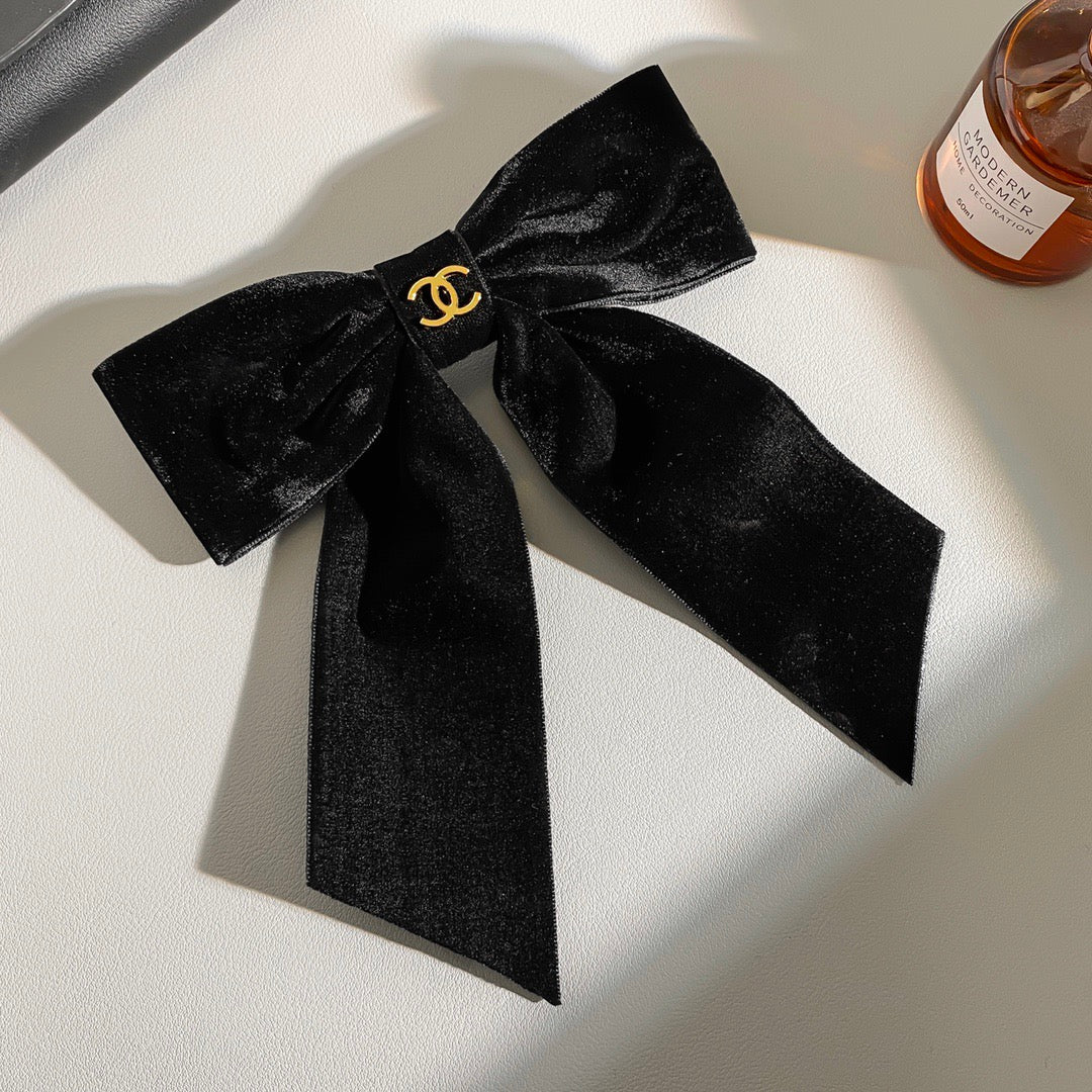 Chanel Bowknot Hair Clip