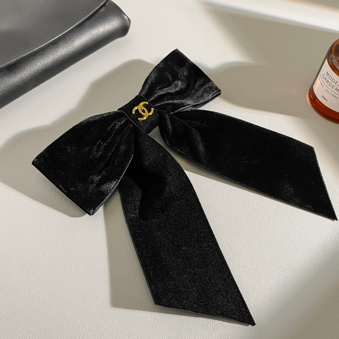 Chanel Bowknot Hair Clip