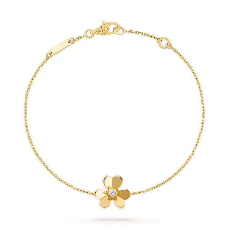 VCA Three Leaf Flower Necklace Bracelet Ring