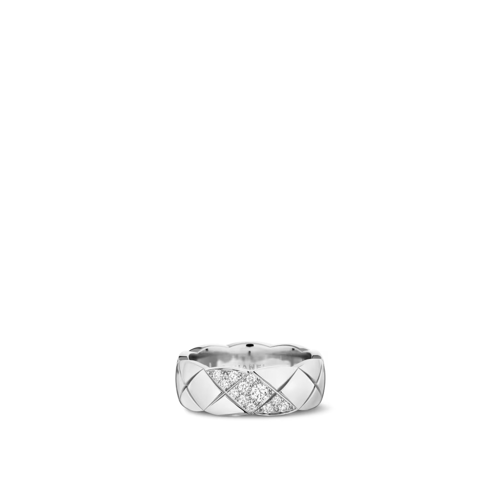 Chanel Coco Crush Ring Quilted Motif Middle Diamonds