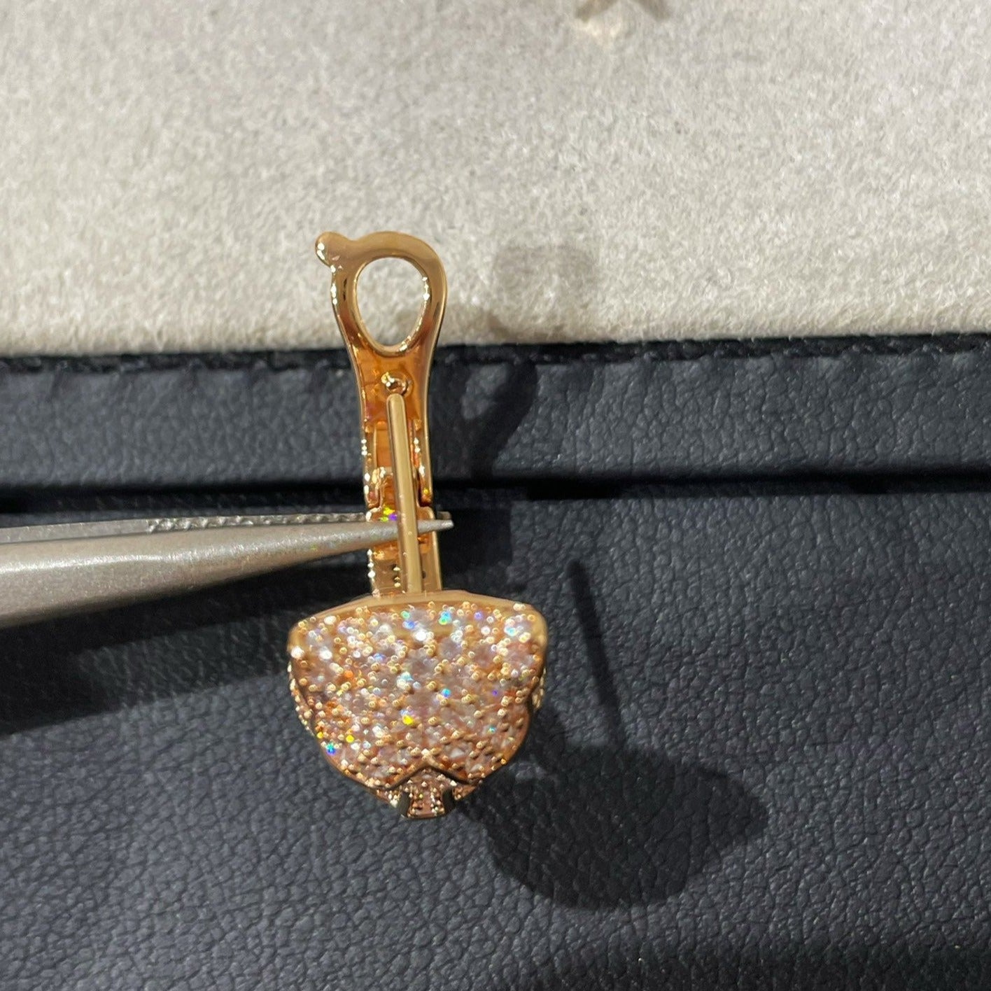 CARTIER PANTHERE DIAMOND STUD EARRINGS