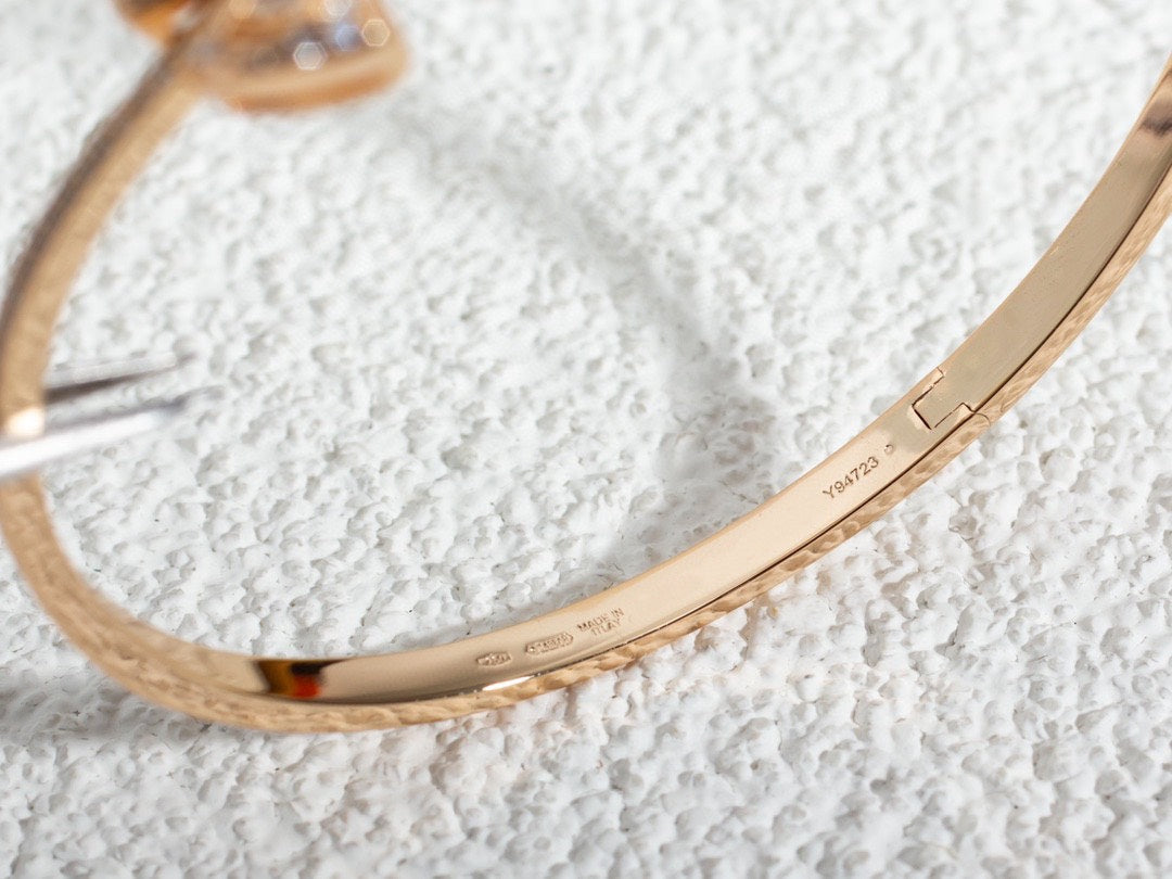 Bvlgari FIOREVER DIAMOND PINK GOLD BRACELET